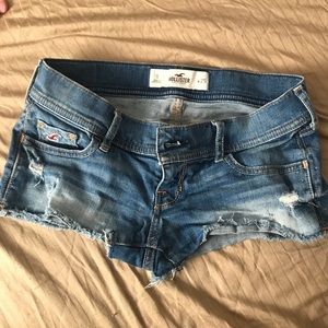 HOLLISTER SHORTS
